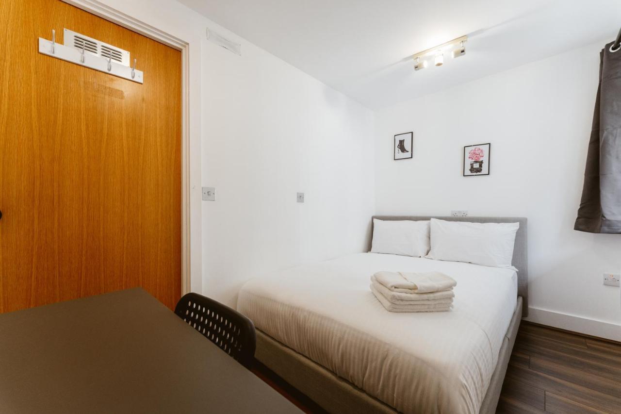 Limehouse Double - 3 * Londra