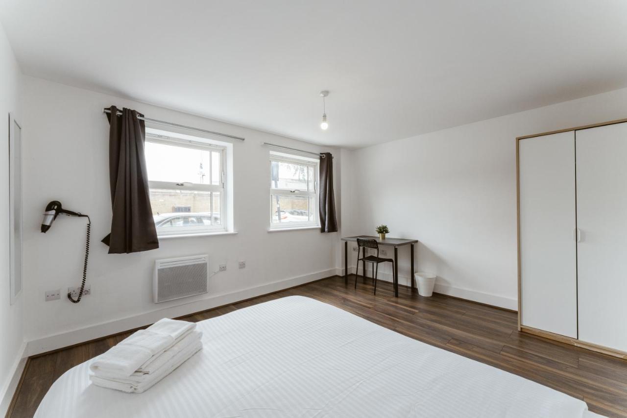 Limehouse Double - 3 * Londra